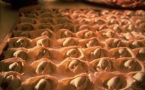 Prodotti-tipici-cappelletti-archivio-APT-Servizi