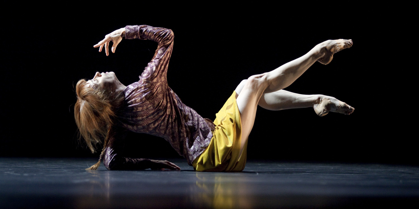 Sylvie Guillem (credits Lesley Leslie-Spinks)