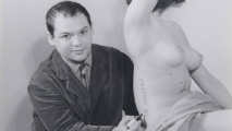 Uliano Lucas, Scultura viva di Piero Manzoni, 1961