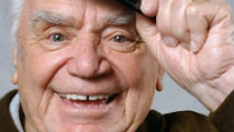 Ernest Borgnine nel 2004