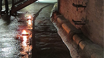 Uscita del sotterraneo del torrente Aposa su Piazza Minghetti - www.bolognanews.it