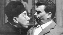 Don Camillo e Peppone in una celebre immagine cinematografica