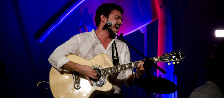 fab (e i fiori)  Foto © LindaVukaj