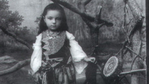Archivio Marubi, VAJZE NGA SHKODRA, negativo su vetro, Scutari 1912