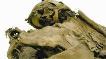 Una delle mummie in mostra