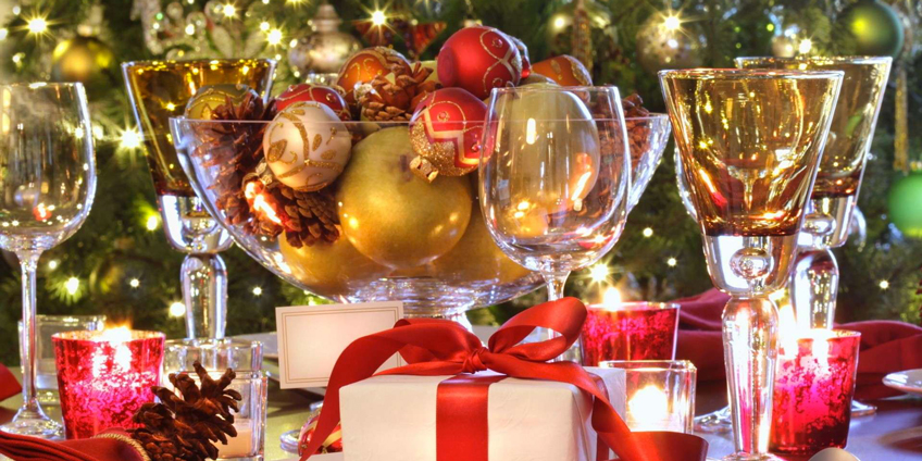 La tavola per le feste di Natale