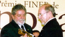 Attilio Turchetti premiato nel 2004 dal presidente brasiliano Lula