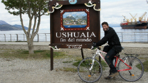 Raffaele Bedostri in partenza da Ushuaia