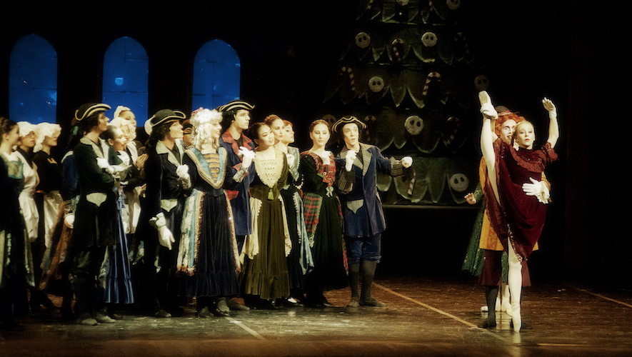 Balletto Del Sud Ne Lo Schiaccianoci Di Fredy Franzutti (4)