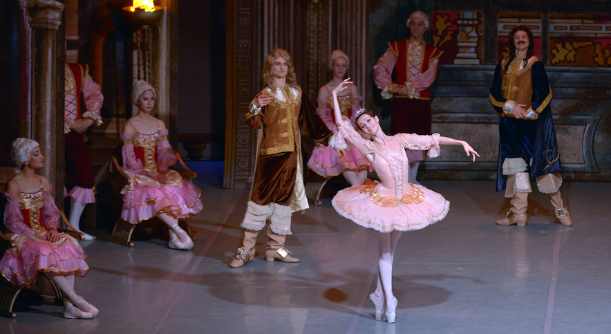 Russian Classical Ballet Ne La Bella Addormentata Di Marius Petipa (6)