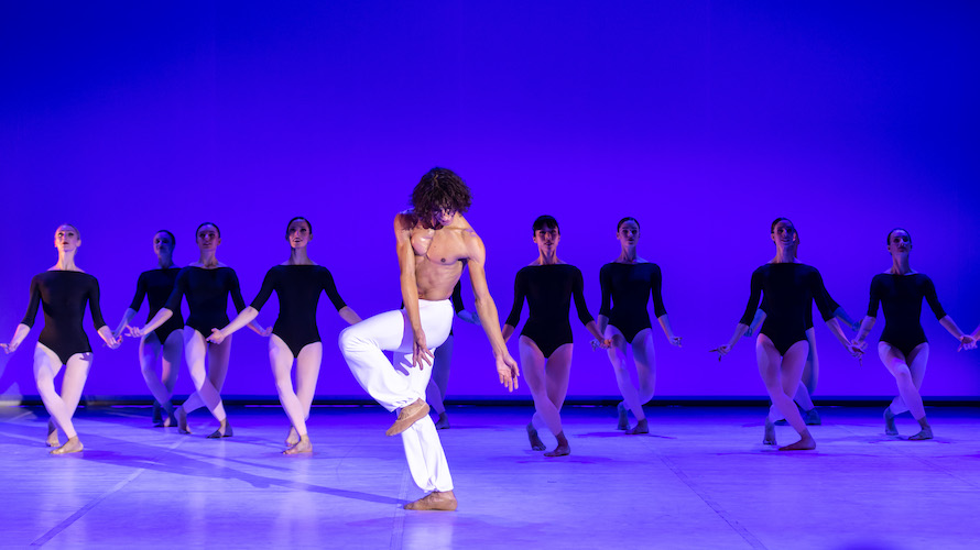 Béjart Ballet Lausanne In 7 Danses Grecques Di Maurice Béjart Foto Di Gregory Batardon (2)