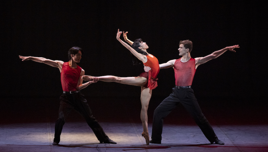 Béjart Ballet Lausanne In Alors On Danse Di Gil Roman Foto Di Vito Lorusso